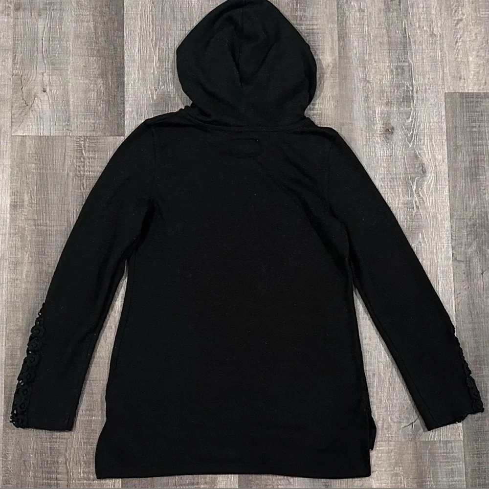 💞 Girls Black Medium (10-12) “Choose To Shine” Hooded Sweater